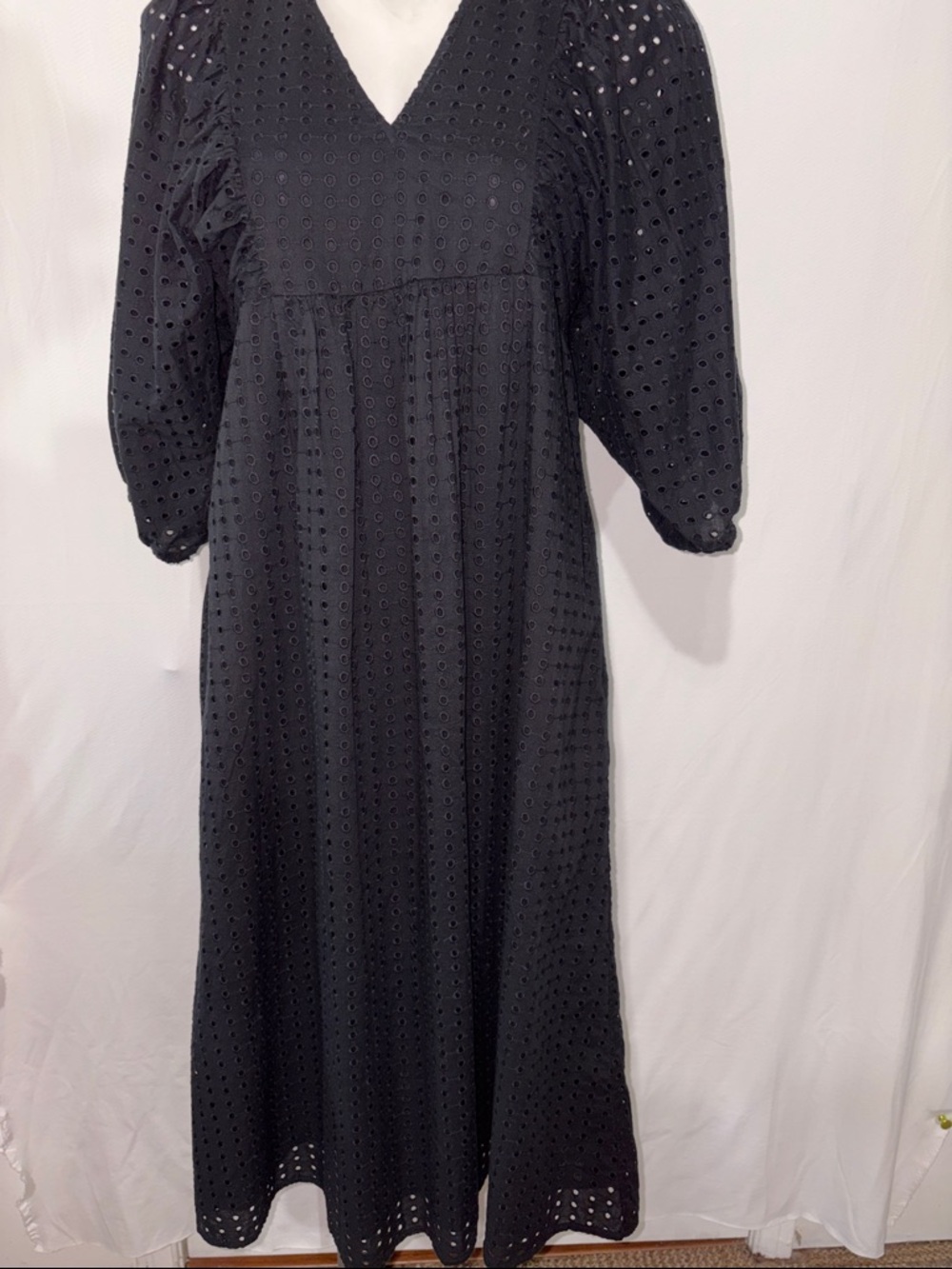 NWT A New Day  Black Eyelet V-Neck Puff Sleeve Midi Dress - Picture 2 of 12